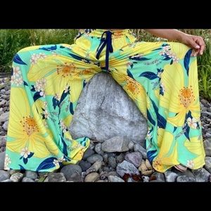 ISO FARM RIO PANTS SIZE S OR M